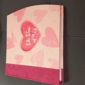 Build a Book of Memories